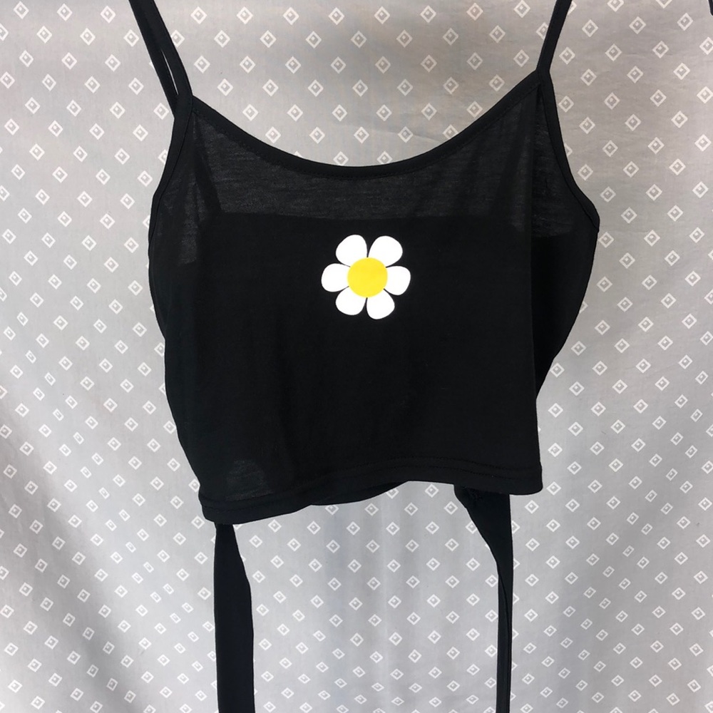 Summer SHEIN Daisy Crop Top - Picture 2 of 6